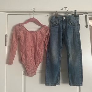 Bailey’s Blossoms Lace Bodysuit Dusty Rose Leotard H&M Jeans 3T 4T onesie‎